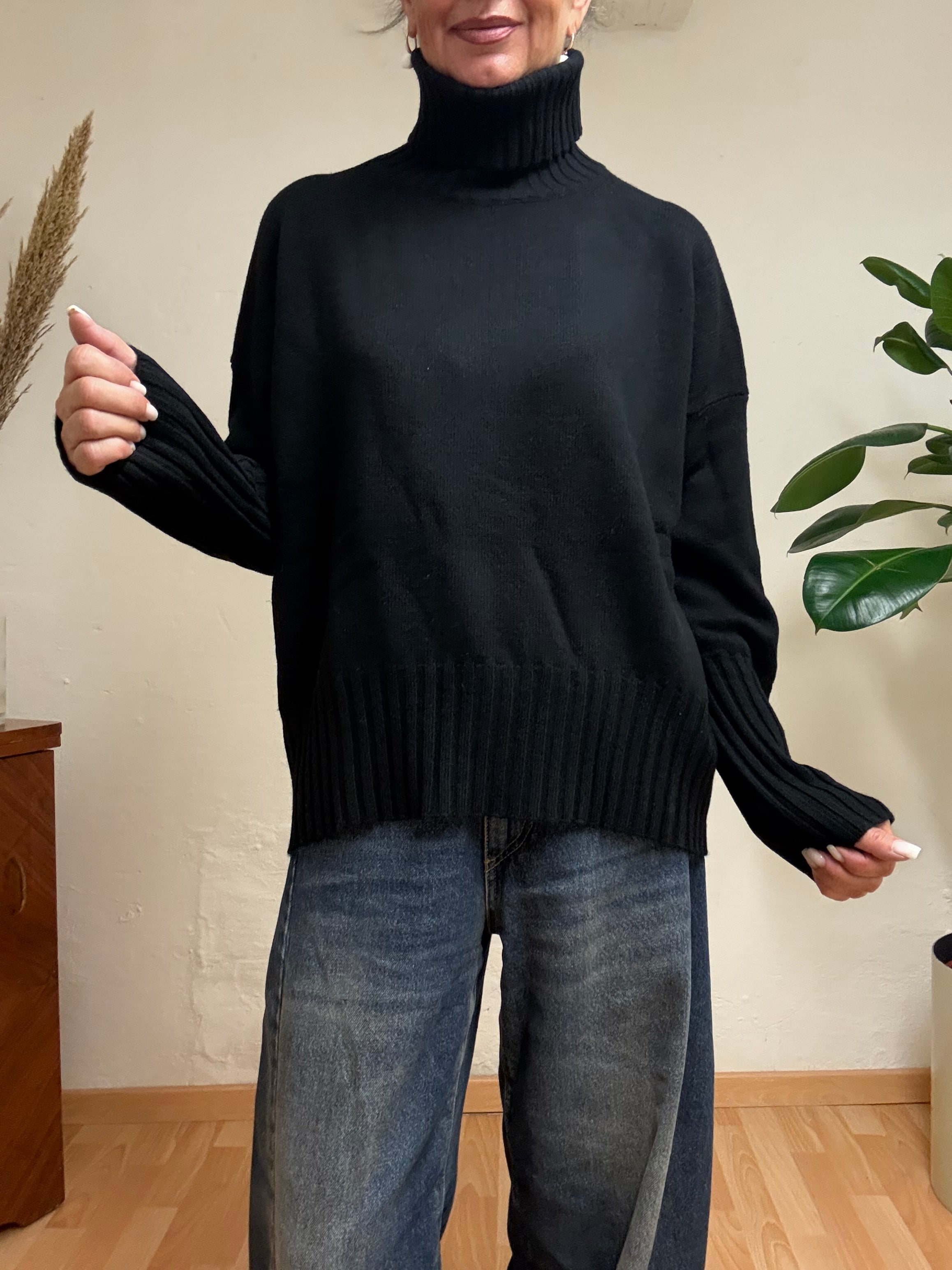 MAGLIA OVER COLLO ALTO VICOLO 7070