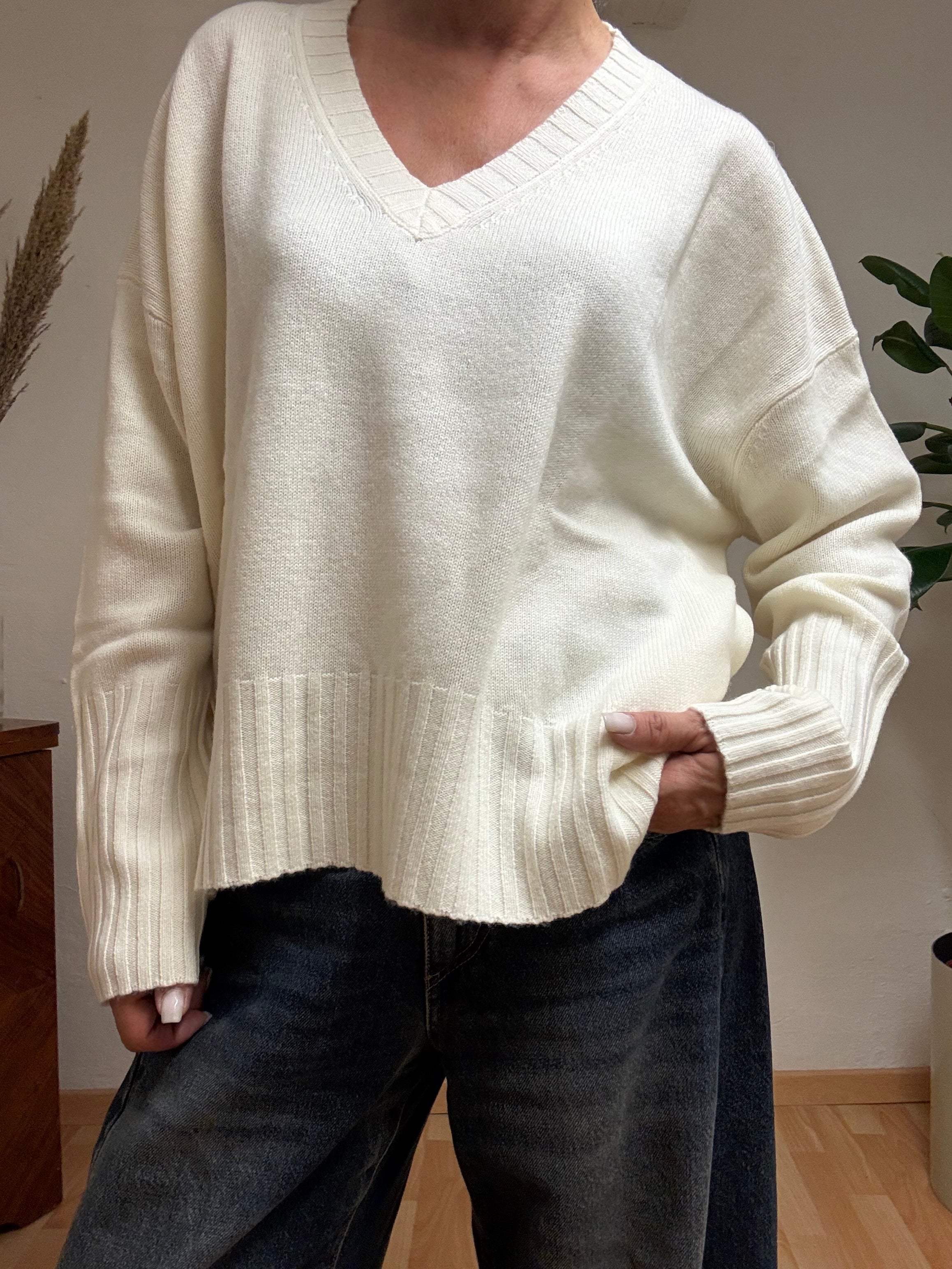 MAGLIA SCOLLO V 7072 VICOLO