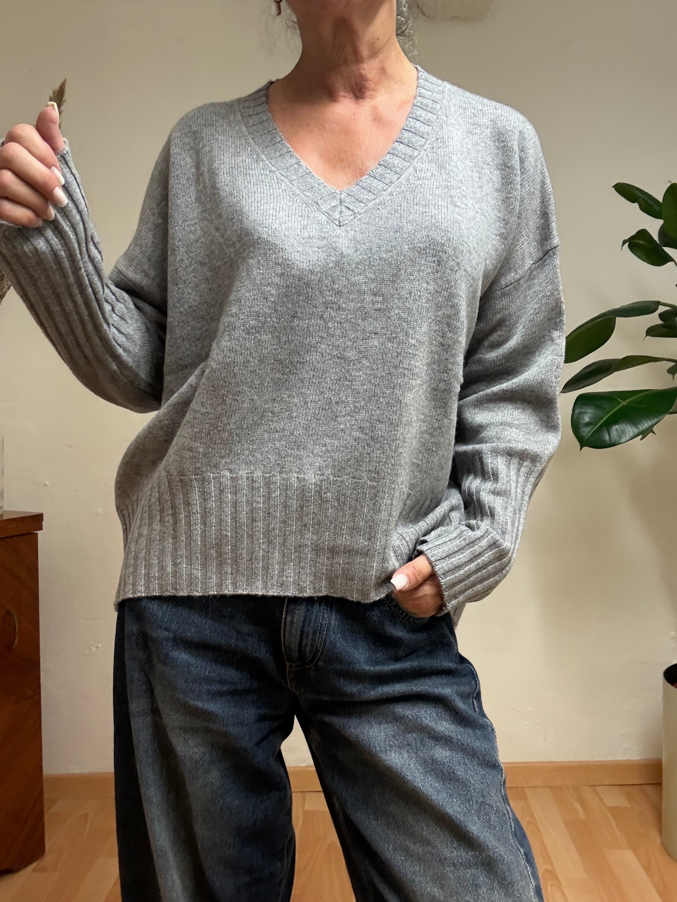 MAGLIA SCOLLO V 7072 VICOLO