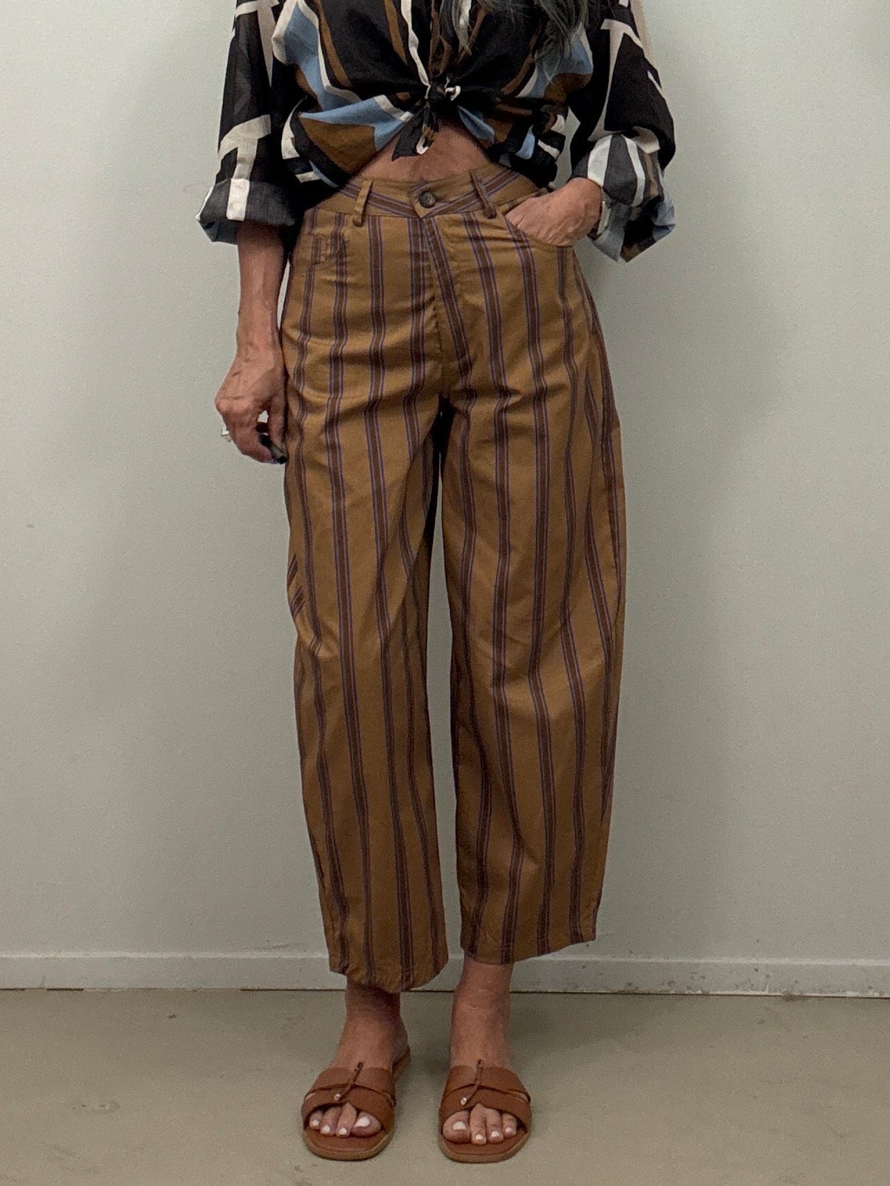 39499 Pantalone balloon riga Tensione In
