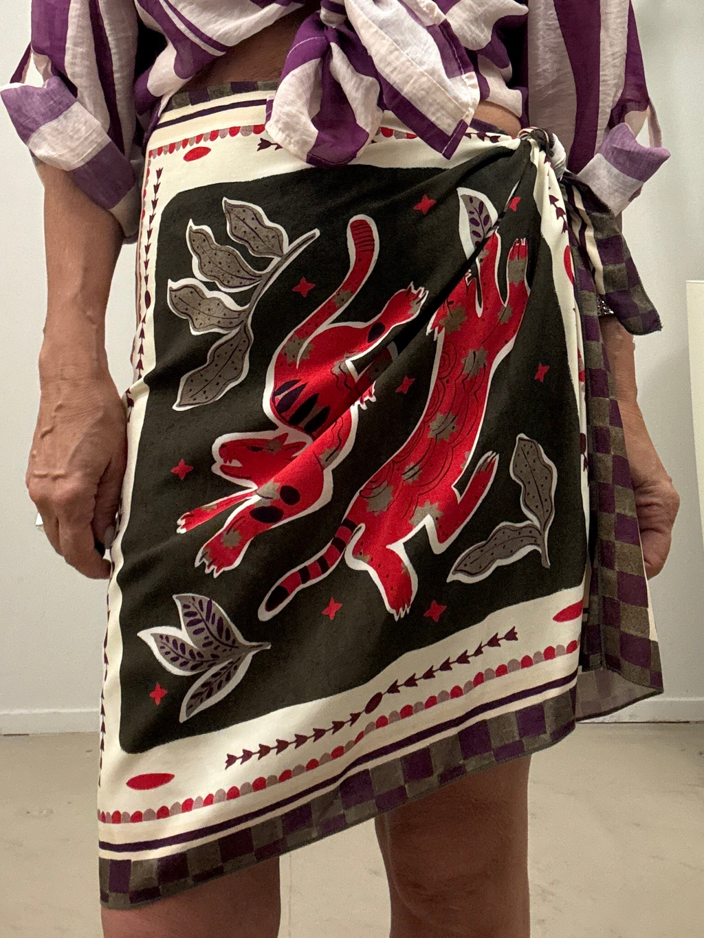 Gonna foulard Have One
