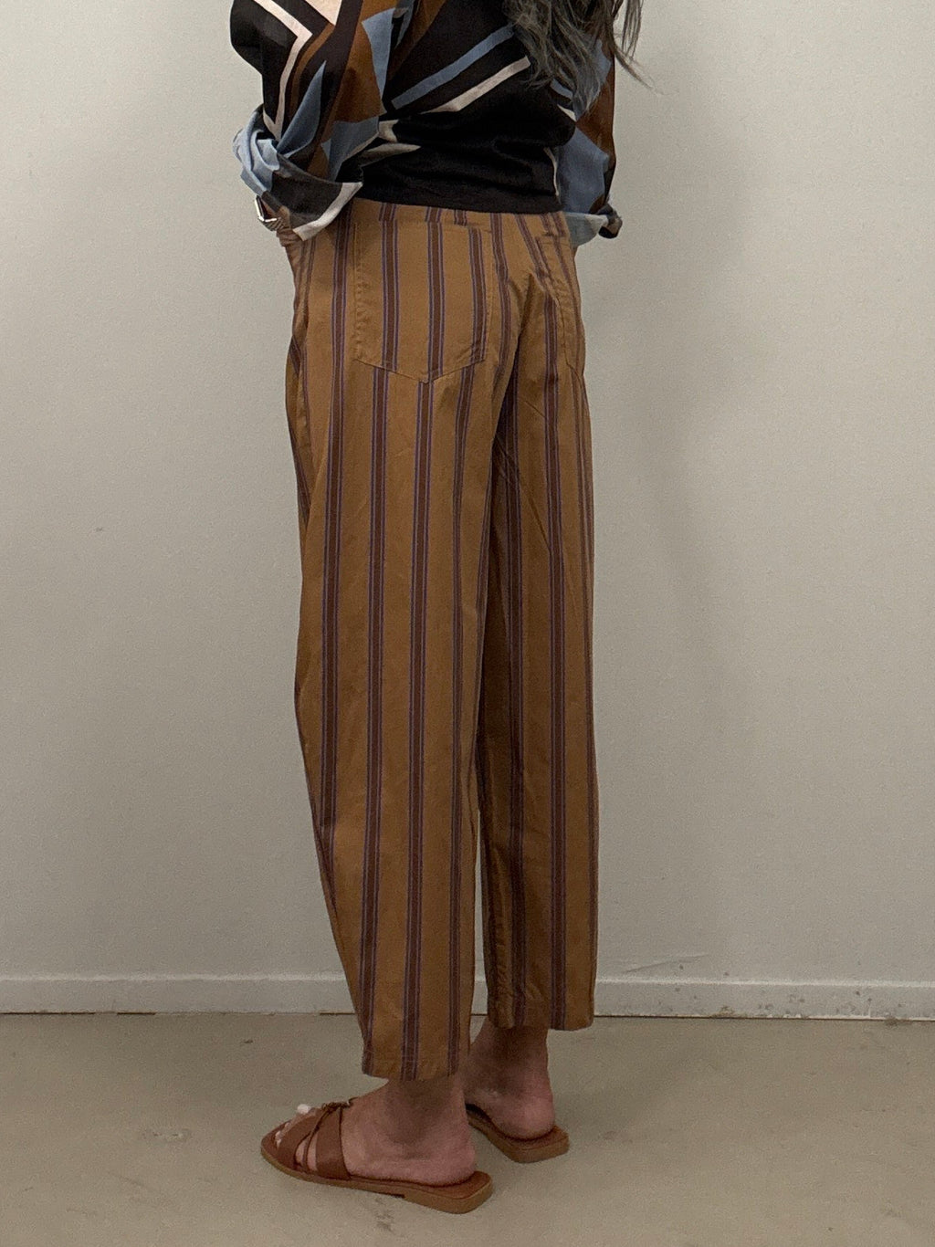 39499 Pantalone balloon riga Tensione In