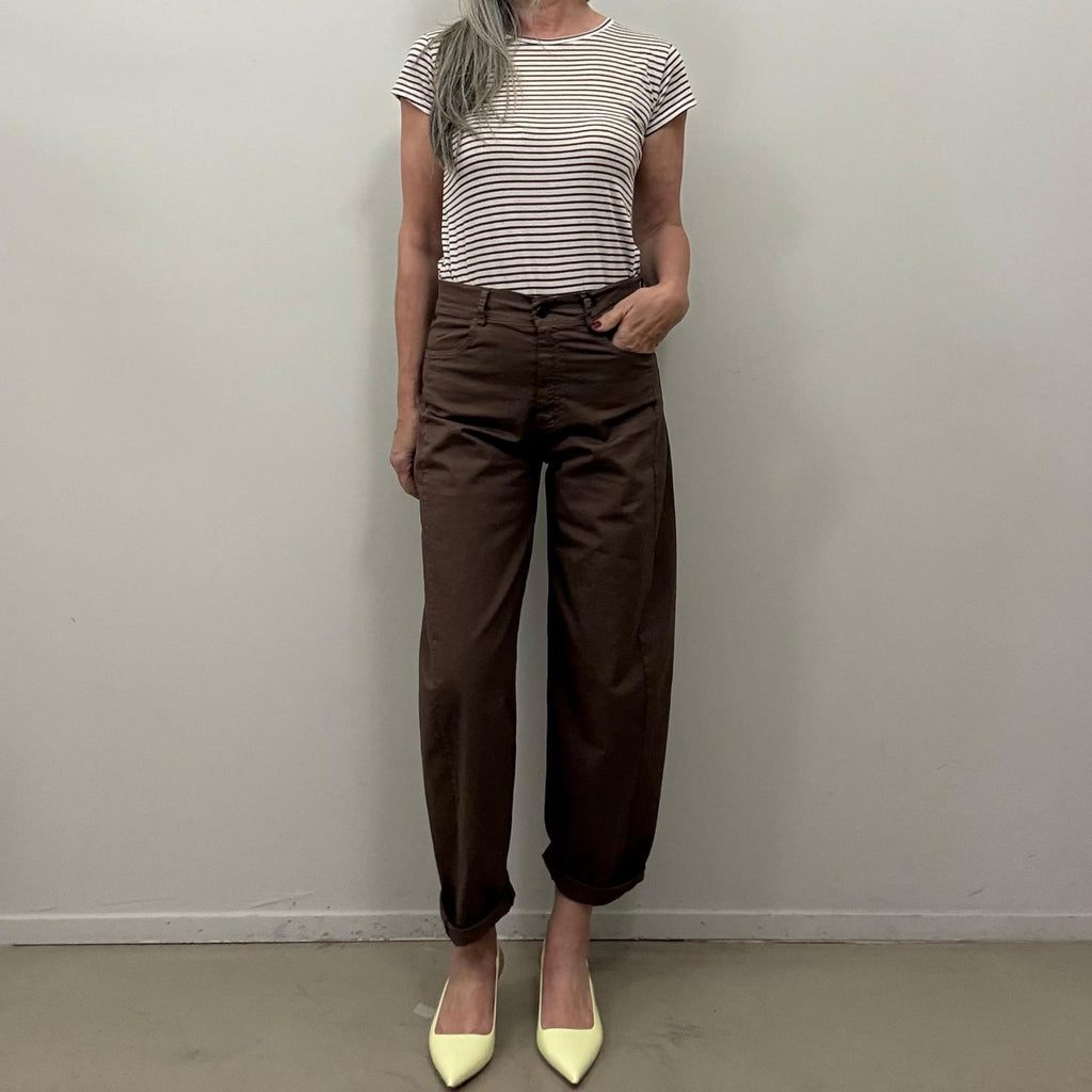 Pantalone barrelTensione in