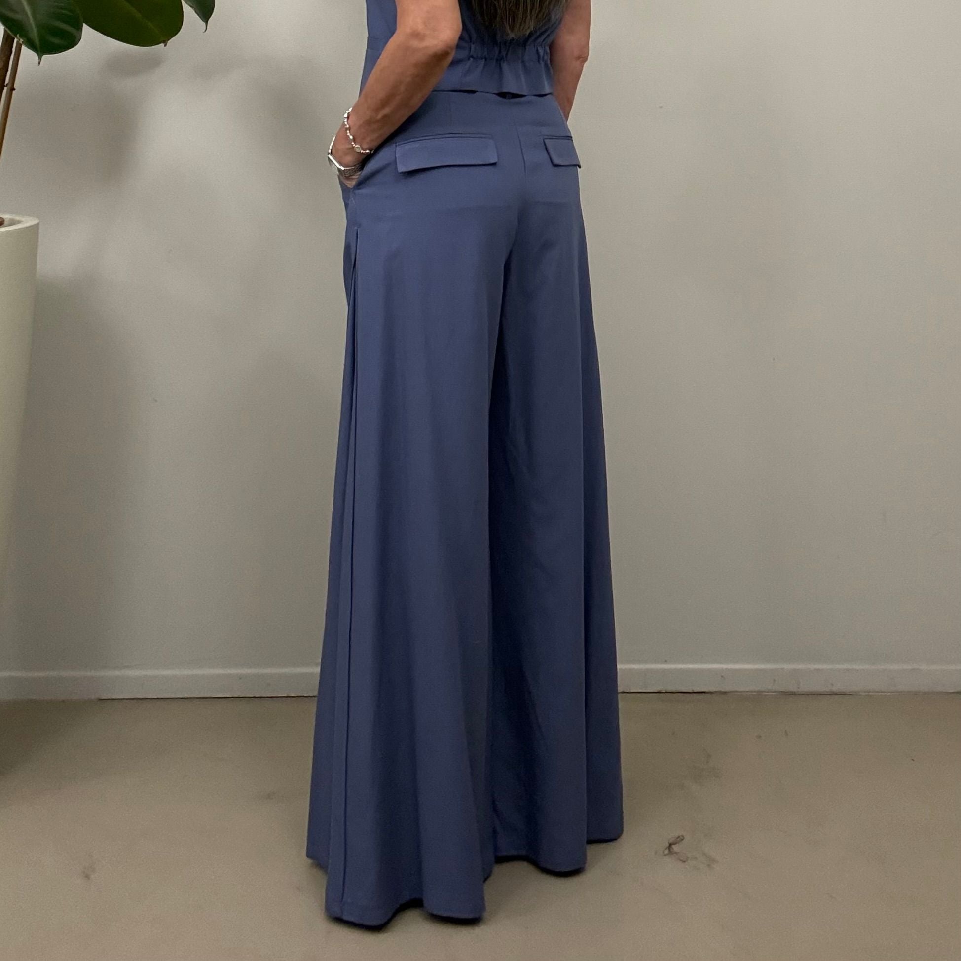 Pantalone Vicolo