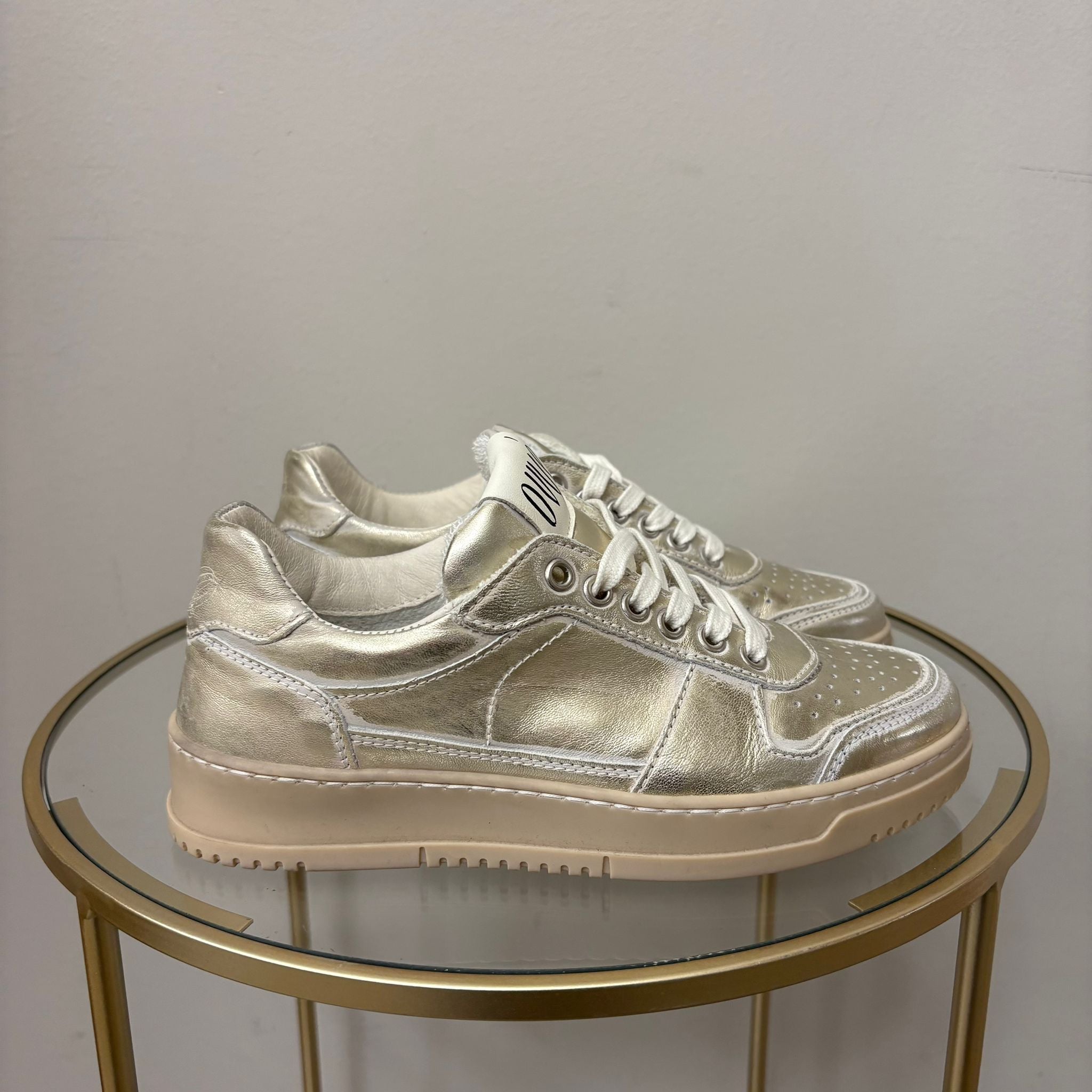 Sneakers Ovyè
